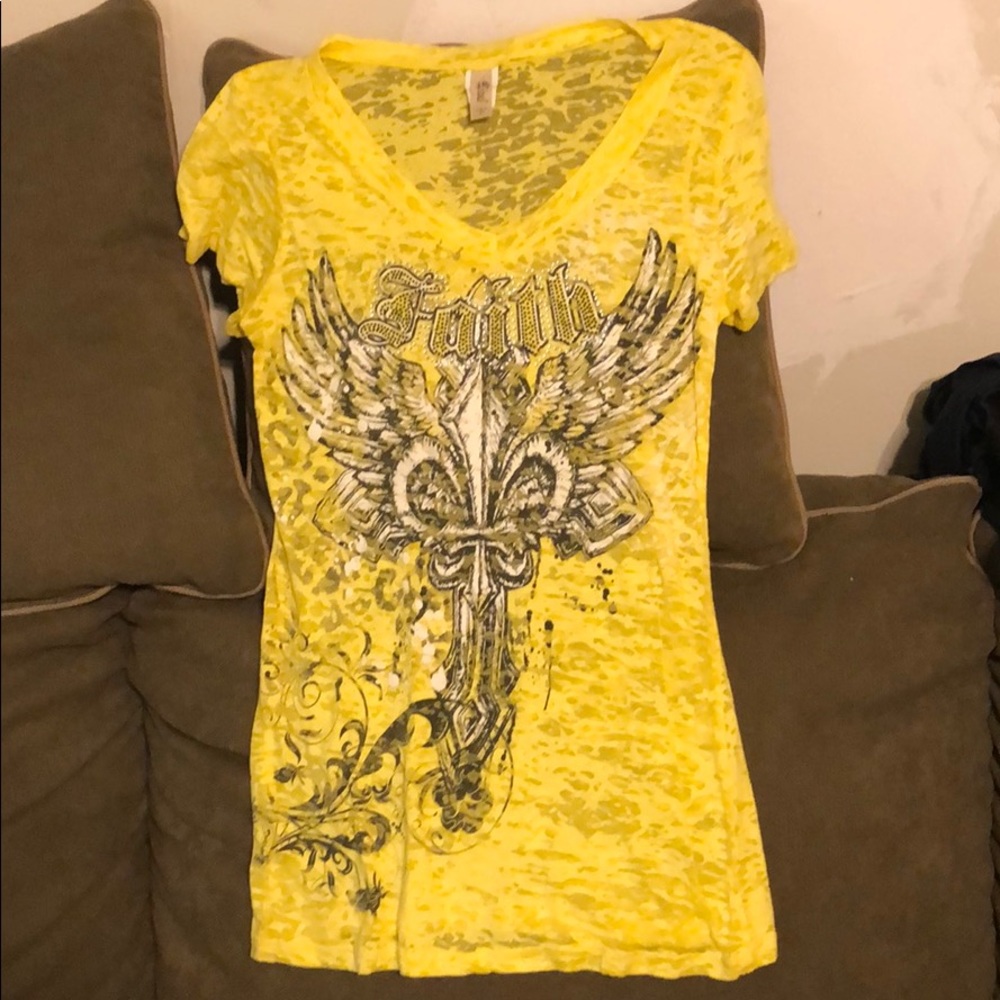 Women’s Ritual Shirt Size XL